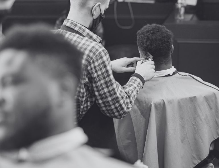 Classic Pompadour – Timeless Volume with Refined Elegance