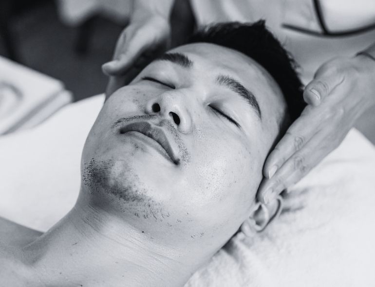 From Hair Salon to Holistic Scalp Therapy Experience