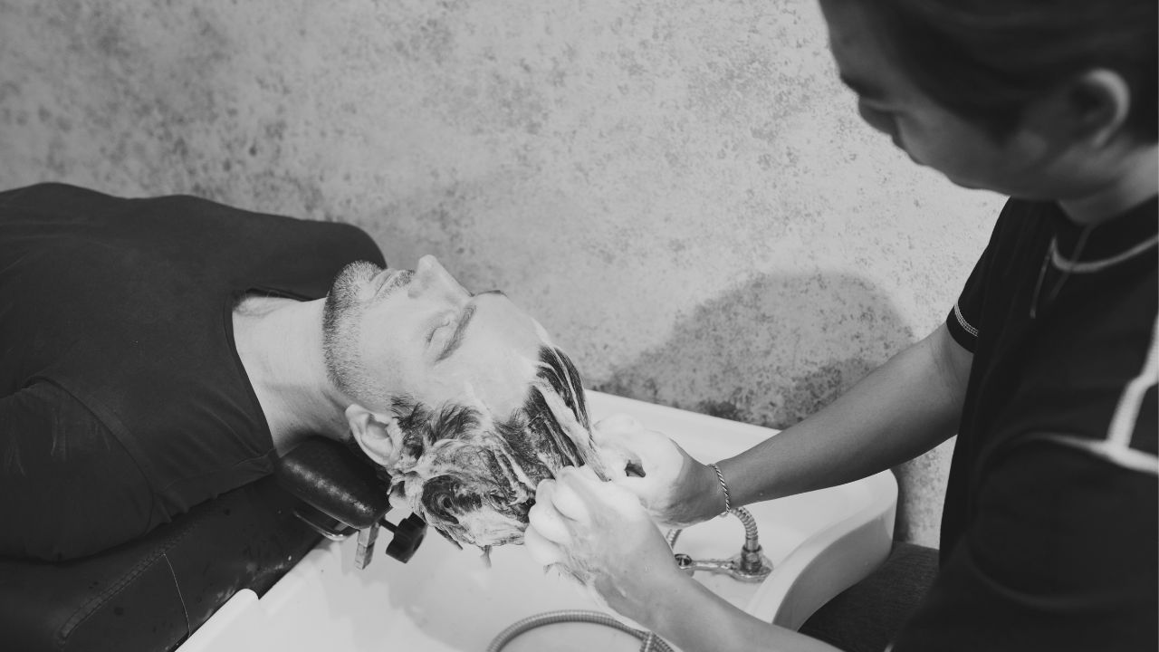 How to Choose the Right Men’s Haircut: Modern Styles and Care Tips