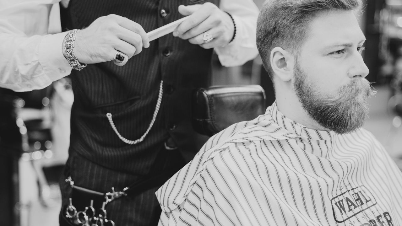 Popular Men’s Haircuts for Every Style: From Fades to Flowing Long Hair