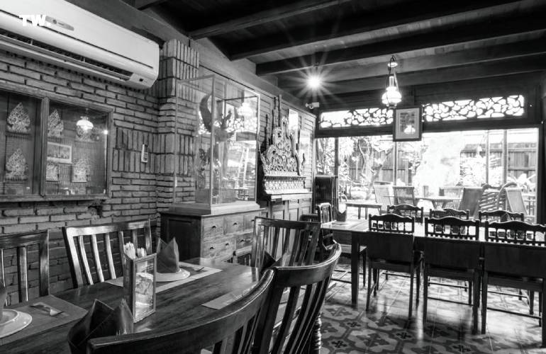 Ruen Mallika Lounge & Bar (Sukhumvit 22)