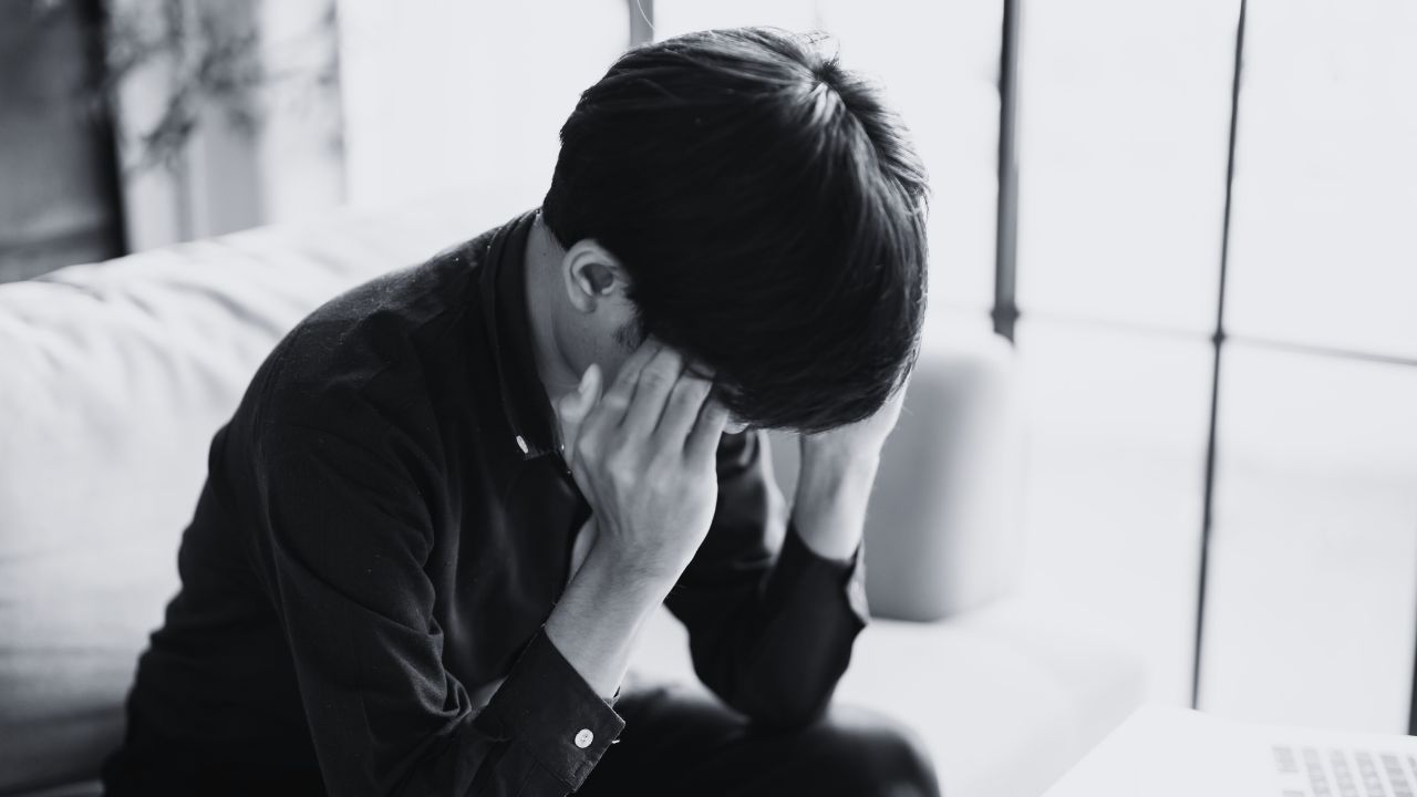 Stress, Sleep & Hair Health: The Asian Lifestyle Factor